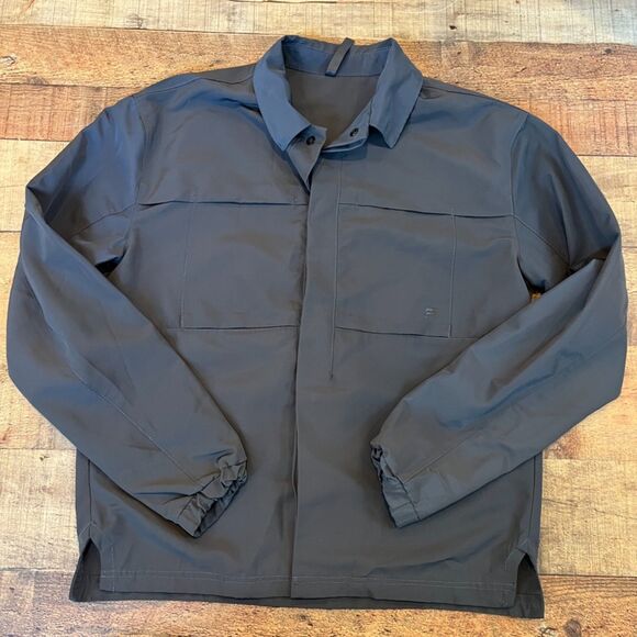 Fabletics Outpost Jacket Onyx Grey Men's Button Front Small - Picture 9 of 11